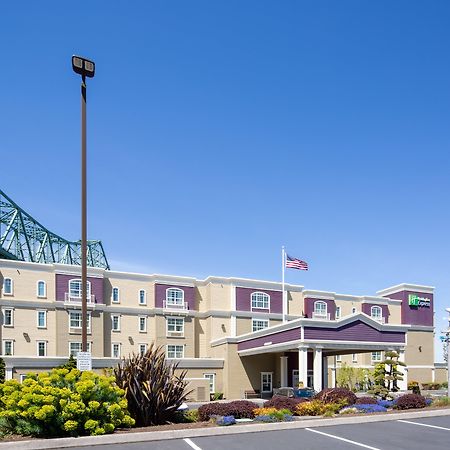 Holiday Inn Express Hotel & Suites Astoria, An Ihg Hotel Exterior photo